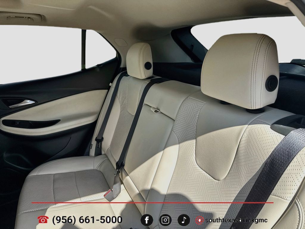 Used 2023 Buick Encore GX Essence w/ Experience Buick Package FWD image 23