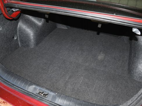 Used 2024 Nissan Altima 2.5 SV image 16