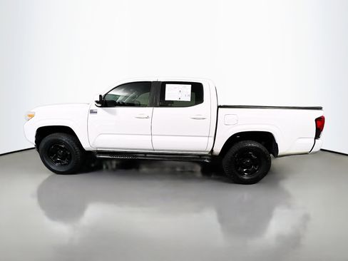 Used 2021 Toyota Tacoma SR w/ SR Convenience Package RWD image 10