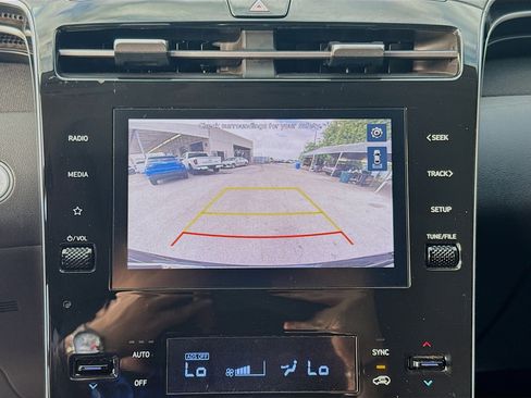 Used 2023 Hyundai Tucson SEL w/ Convenience Package image 11