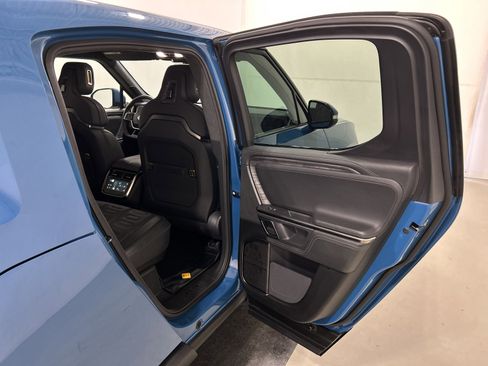 Used 2022 Rivian R1T Launch Edition AWD/4WD image 19