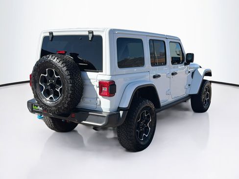 Used 2023 Jeep Wrangler Unlimited Rubicon 4xe w/ Cold Weather Group AWD/4WD image 9