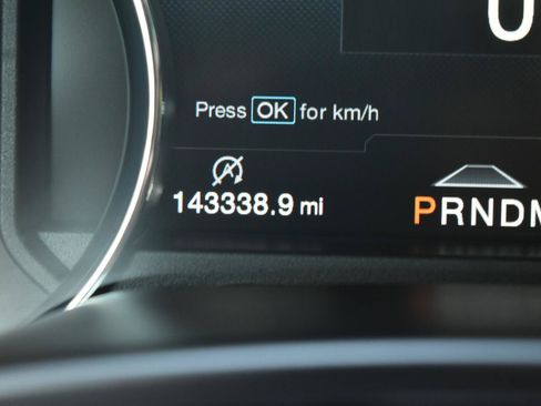 Used 2019 Ford F150 King Ranch w/ Equipment Group 601A Luxury AWD/4WD image 17