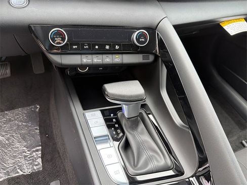 New 2026 Hyundai Elantra Blue image 29