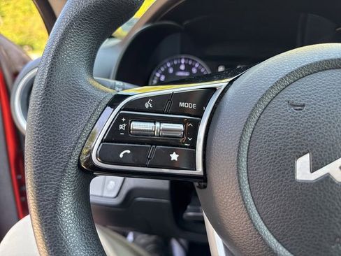 Used 2023 Kia Forte LXS w/ LXS Technology Package image 31