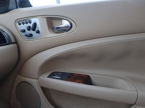 Used 2008 Jaguar XK Convertible image 35