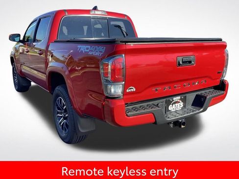 Used 2022 Toyota Tacoma TRD Sport image 8
