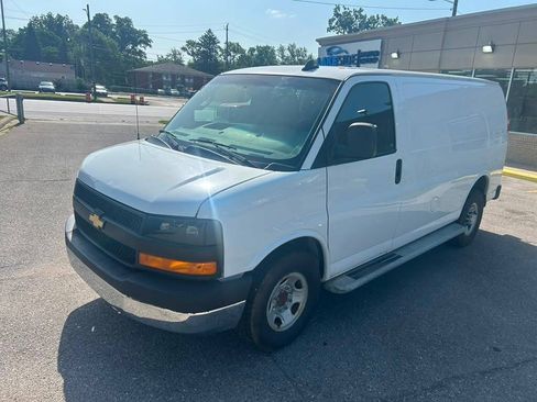 Used 2022 Chevrolet Express 2500 w/ Driver Convenience Package RWD image 1