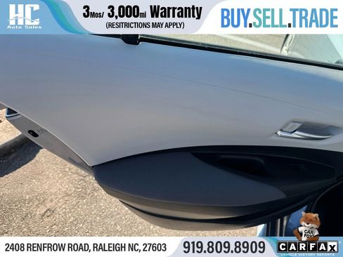 Used 2021 Toyota Corolla LE image 16