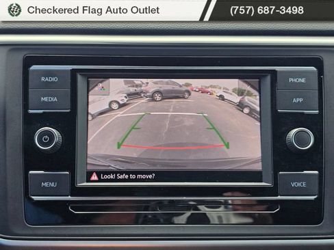 Used 2023 Volkswagen Atlas Cross Sport SE AWD/4WD image 31