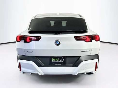 Used 2026 BMW X2 xDrive28i AWD/4WD image 7
