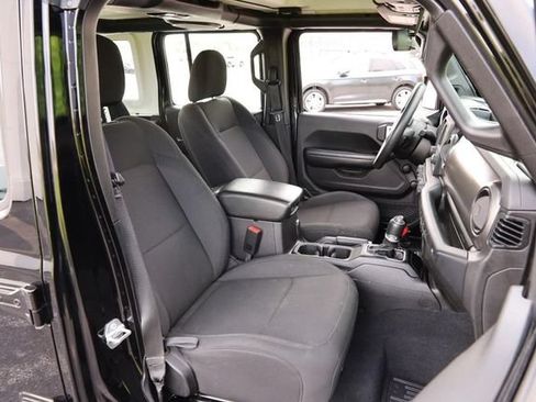 Used 2019 Jeep Wrangler Unlimited Sport AWD/4WD image 26