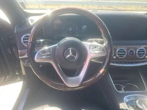Used 2018 Mercedes-Benz S 450 Sedan image 11