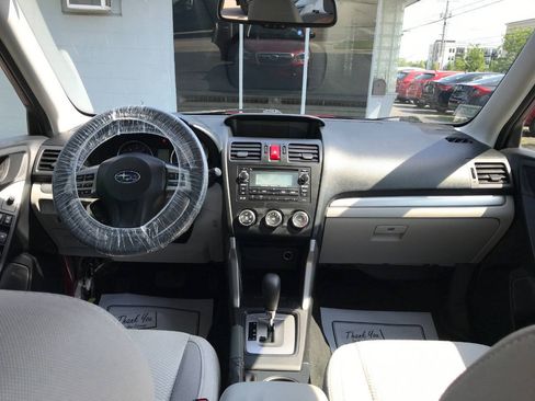 Used 2015 Subaru Forester 2.5i w/ Alloy Wheel Package AWD/4WD image 11