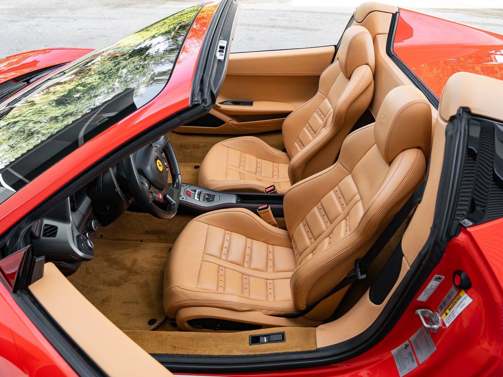 Used 2014 Ferrari 458 Spider RWD image 19
