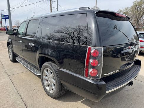 Used 2008 GMC Yukon XL Denali image 5
