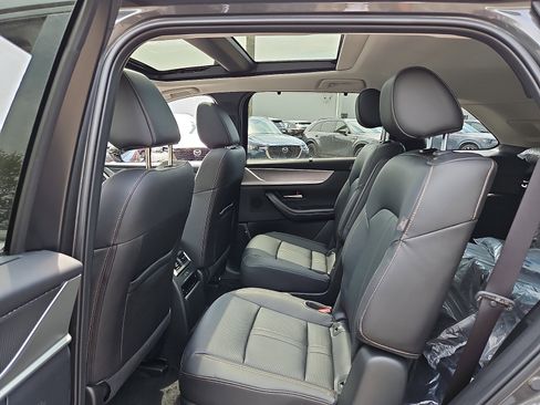 New 2026 MAZDA CX-90 Plug-In Hybrid w/Premium Sport AWD/4WD image 8