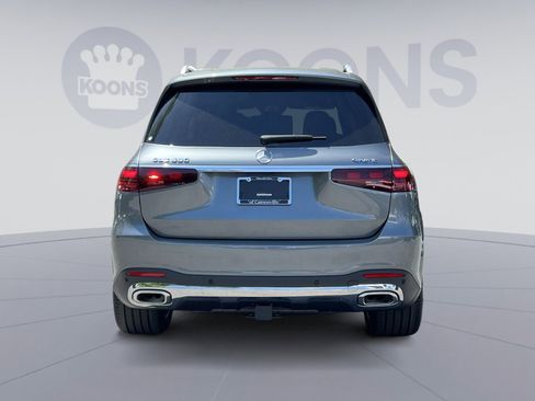 New 2026 Mercedes-Benz GLS 580 4MATIC image 10