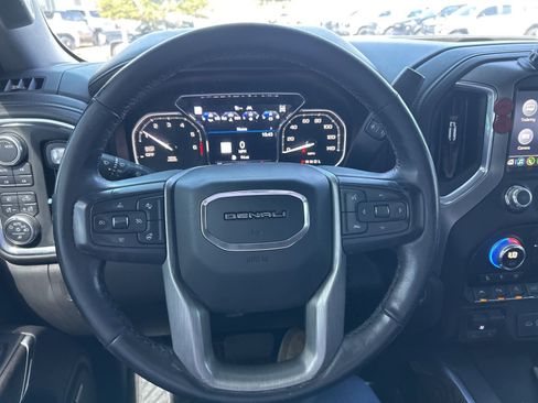 Used 2021 GMC Sierra 1500 Denali w/ Denali Ultimate Package AWD/4WD image 18