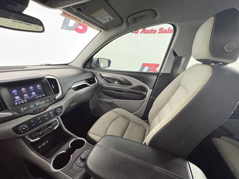Used 2022 GMC Terrain SLE FWD image 30