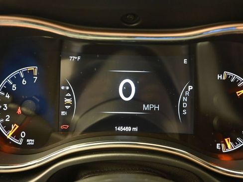 Used 2015 Jeep Grand Cherokee Summit w/ Platinum Series Group AWD/4WD image 20