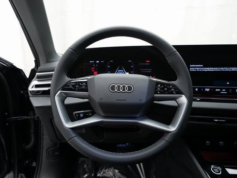 Used 2025 Audi A5 2.0T Premium Plus w/ Premium Plus AWD/4WD image 4