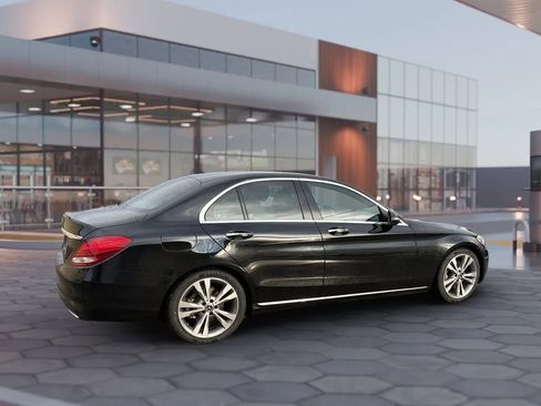 Used 2018 Mercedes-Benz C 300 Sedan w/ Premium Package image 15