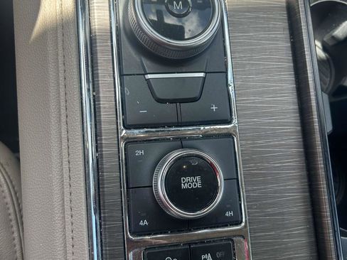 Used 2024 Ford Expedition Max Limited AWD/4WD image 8