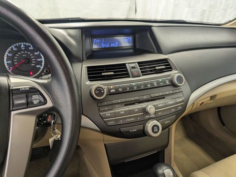 Used 2011 Honda Accord LX-P image 15