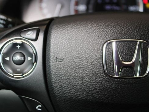 Used 2015 Honda Accord Sport image 25