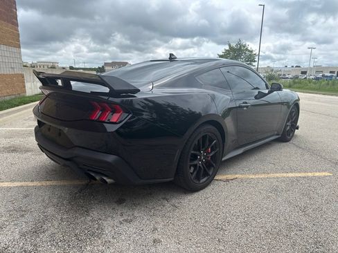 Used 2024 Ford Mustang GT Premium RWD image 6
