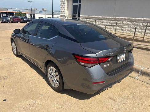 Used 2025 Nissan Sentra S FWD image 2