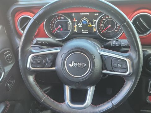 Used 2018 Jeep Wrangler Unlimited Rubicon w/ Dual Top Group AWD/4WD image 34
