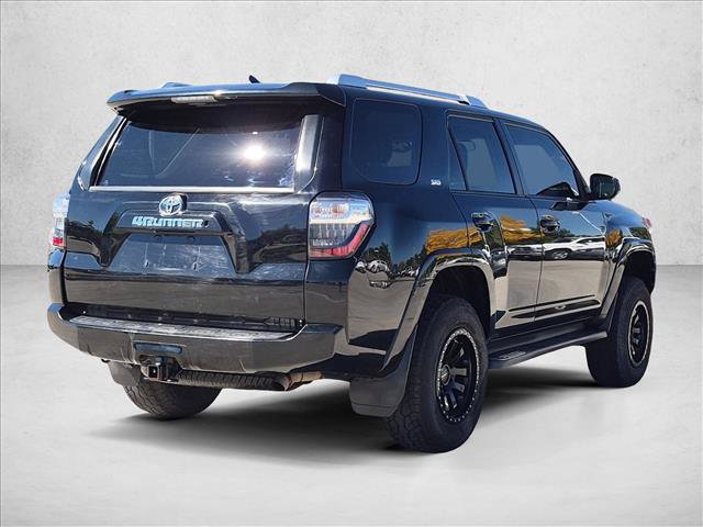 Used 2014 Toyota 4Runner SR5 AWD/4WD image 5