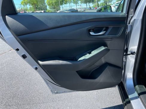 Used 2025 Honda Accord Sport image 38