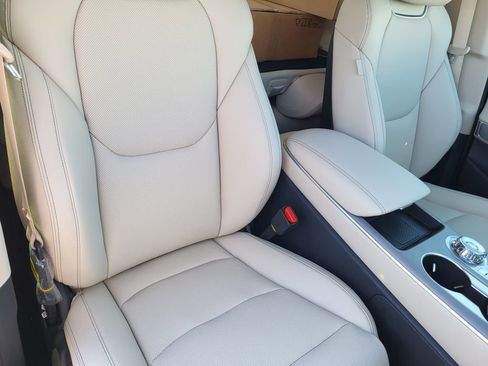 New 2026 Genesis GV70 2.5T Select AWD/4WD image 14