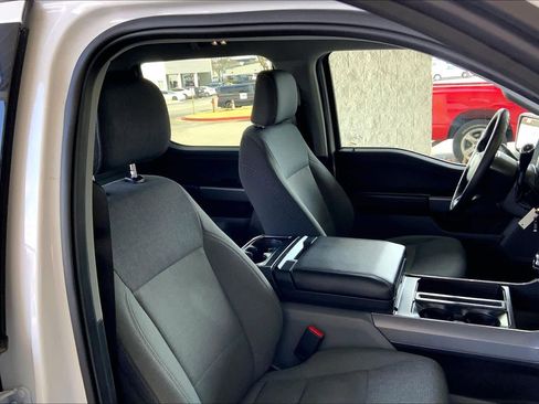 Used 2024 Ford F150 XLT w/ Mobile Office Package image 9