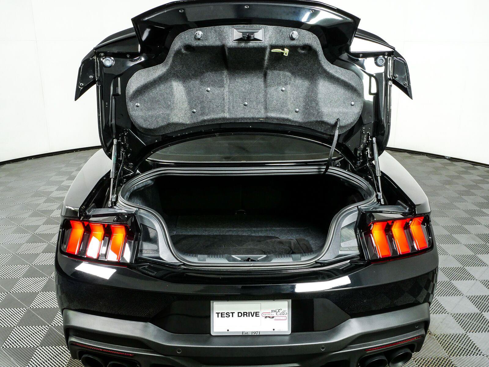 Used 2024 Ford Mustang Dark Horse RWD image 26