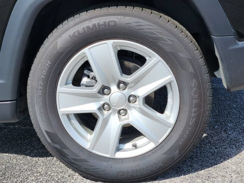 Used 2022 Jeep Compass Latitude w/ Convenience Group FWD image 9