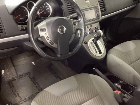 Used 2012 Nissan Sentra 2.0 SR w/ Special Edition Pkg image 9