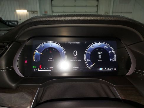 New 2026 Jeep Grand Cherokee Altitude image 21