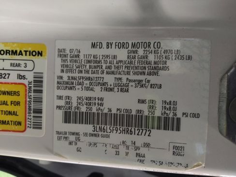 Used 2017 Lincoln MKZ Reserve image 33