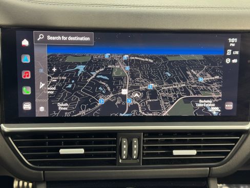 Used 2023 Porsche Cayenne S Platinum image 25