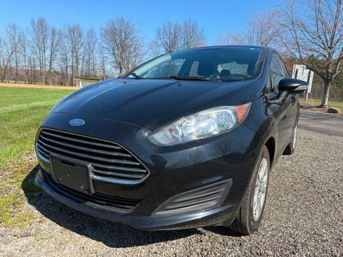Used 2016 Ford Fiesta SE w/ Cold Weather Package image 1