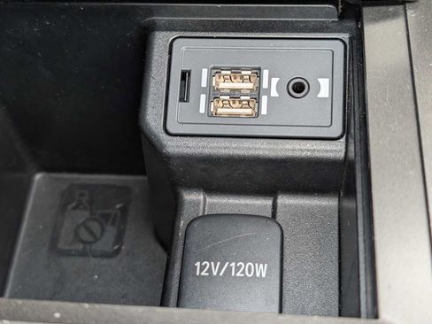 Used 2018 Lexus GX 460 w/ Navigation Package AWD/4WD image 33