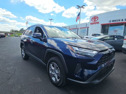 Certified 2025 Toyota RAV4 XLE AWD/4WD image 1