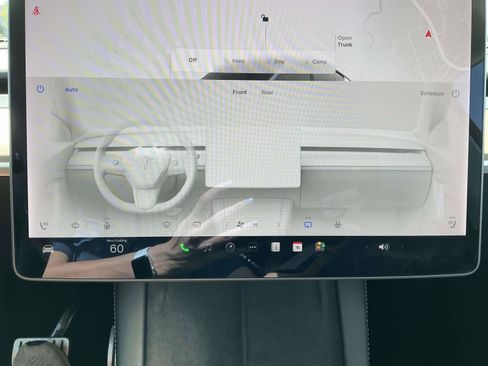 Used 2022 Tesla Model Y Performance image 19