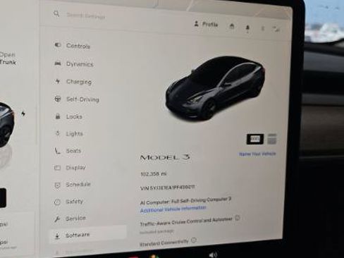 Used 2023 Tesla Model 3 Standard Range RWD image 4