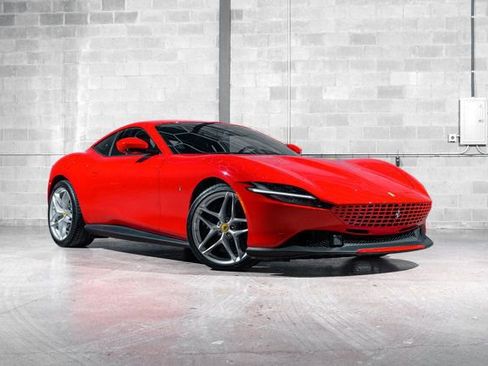 Used 2021 Ferrari Roma image 1
