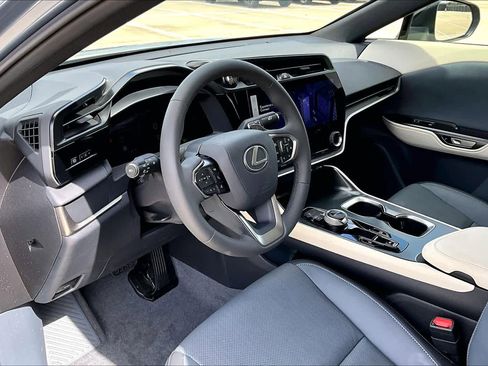 Certified 2025 Lexus RZ 300e RZ 300e w/ Accessory Package (P5) image 17
